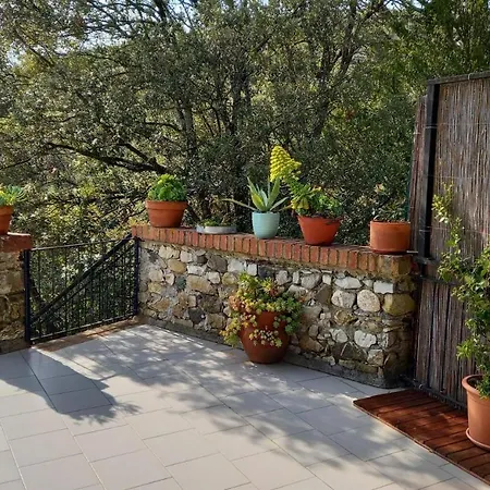 Apartmán Ai Sugheri Deiva Marina