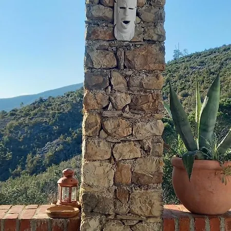 Ai Sugheri Apartmán